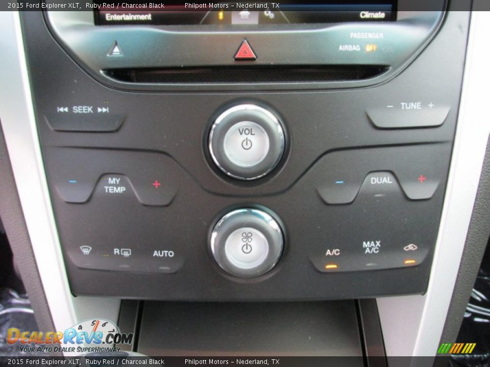 2015 Ford Explorer XLT Ruby Red / Charcoal Black Photo #31