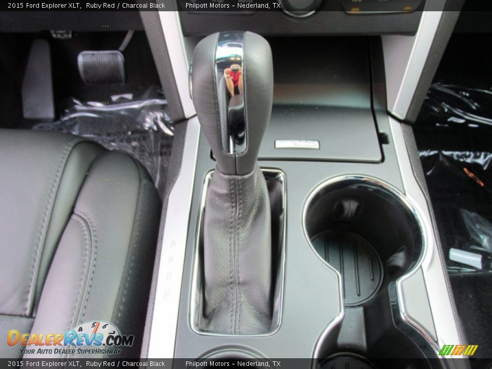 2015 Ford Explorer XLT Ruby Red / Charcoal Black Photo #32