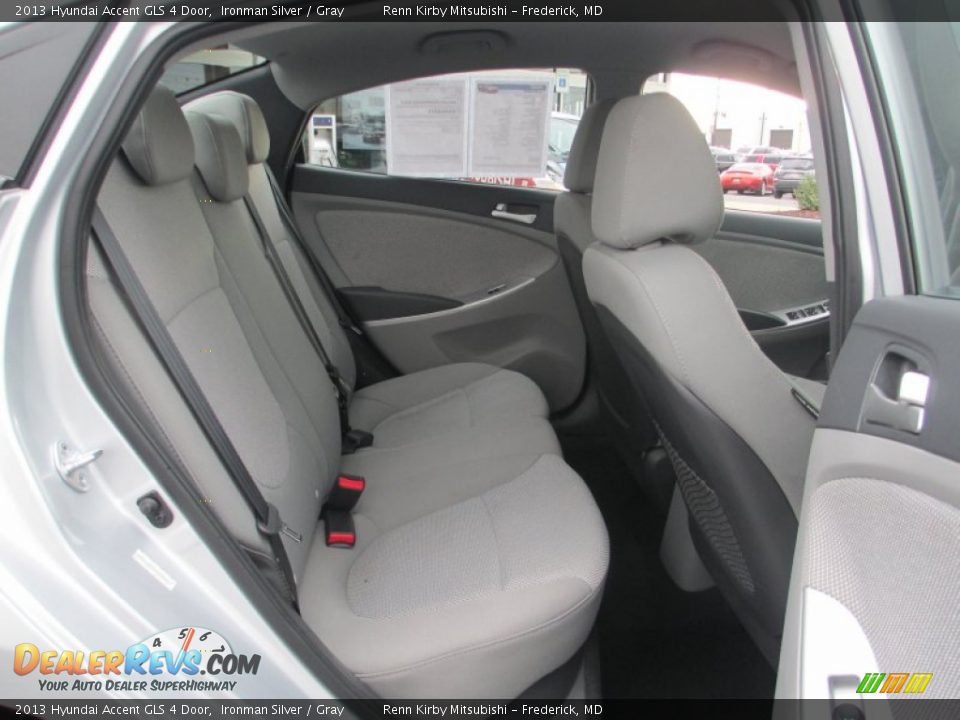 2013 Hyundai Accent GLS 4 Door Ironman Silver / Gray Photo #21