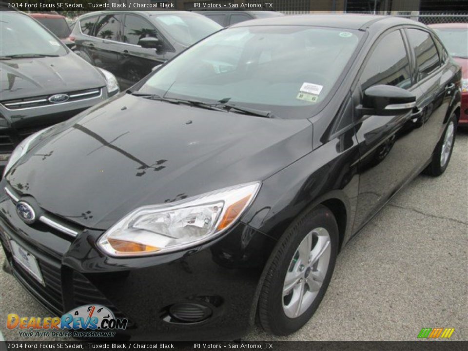 2014 Ford Focus SE Sedan Tuxedo Black / Charcoal Black Photo #7