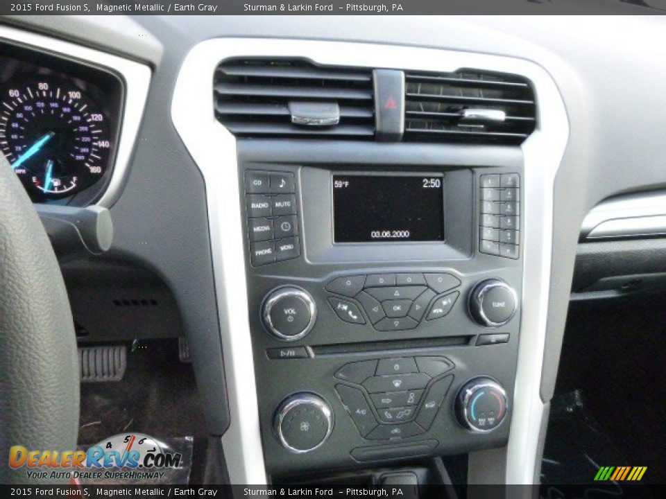 2015 Ford Fusion S Magnetic Metallic / Earth Gray Photo #12