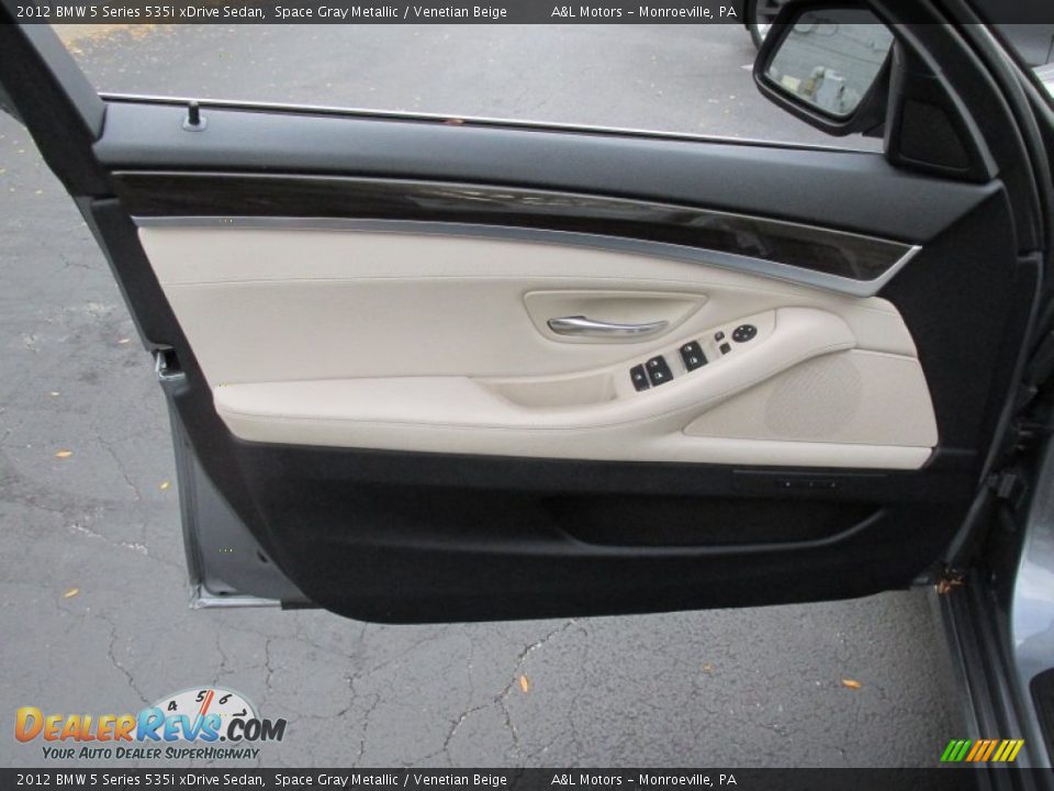2012 BMW 5 Series 535i xDrive Sedan Space Gray Metallic / Venetian Beige Photo #10