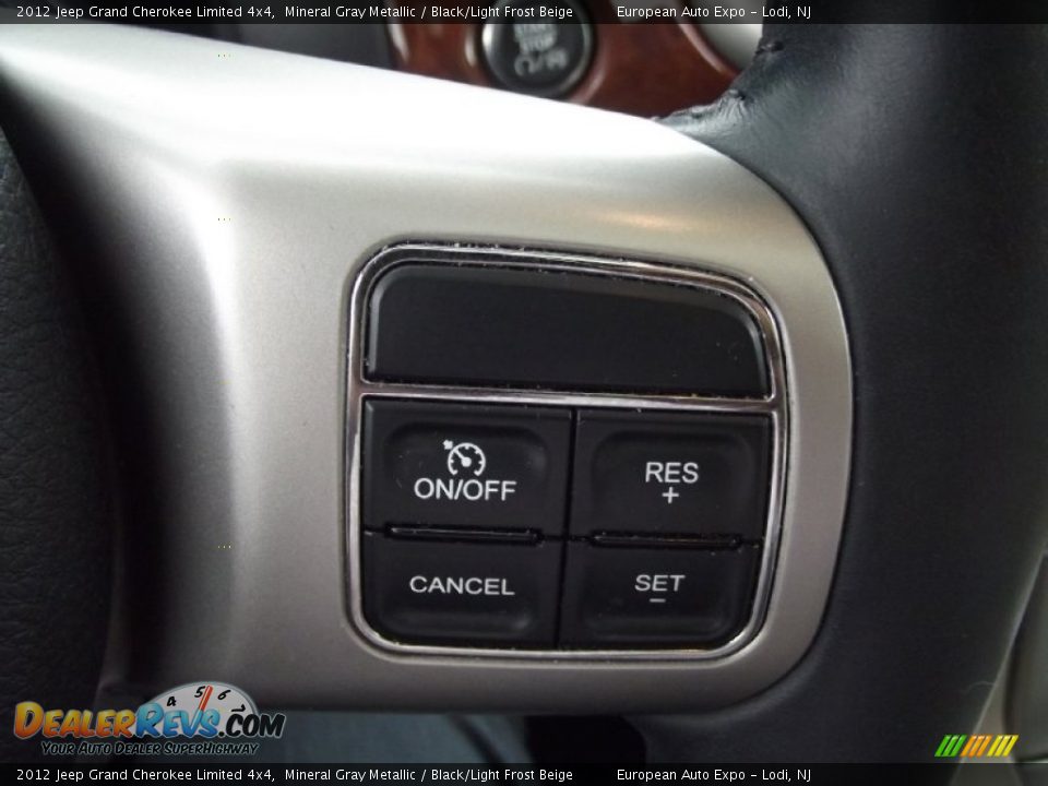 2012 Jeep Grand Cherokee Limited 4x4 Mineral Gray Metallic / Black/Light Frost Beige Photo #26