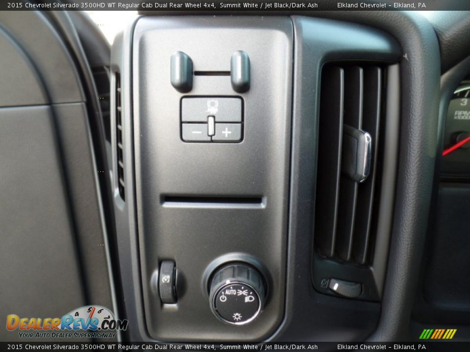 2015 Chevrolet Silverado 3500HD WT Regular Cab Dual Rear Wheel 4x4 Summit White / Jet Black/Dark Ash Photo #25
