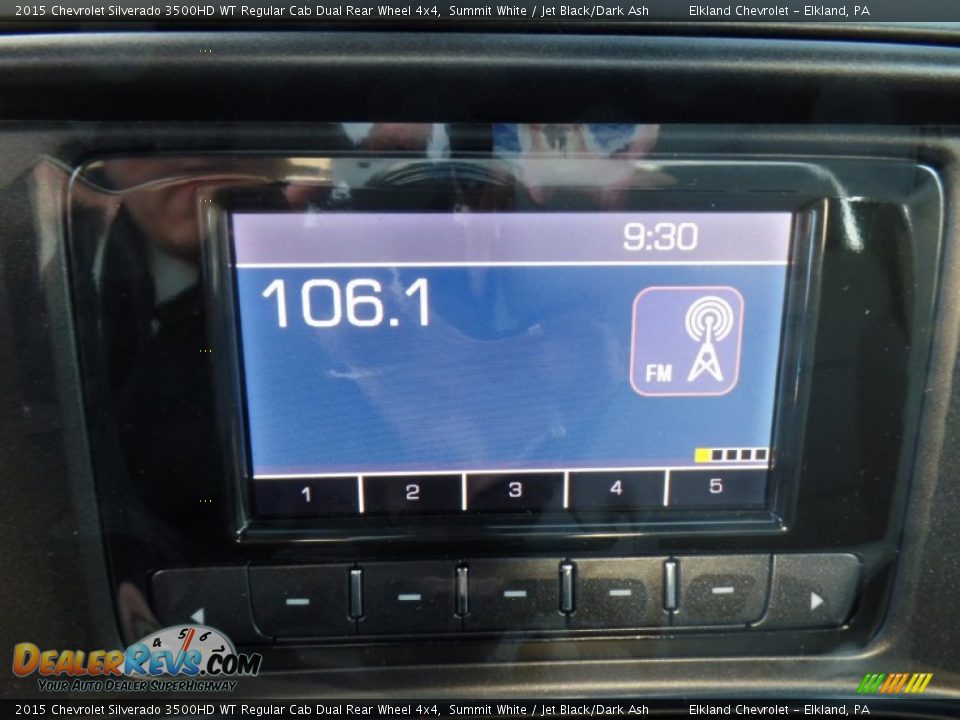 2015 Chevrolet Silverado 3500HD WT Regular Cab Dual Rear Wheel 4x4 Summit White / Jet Black/Dark Ash Photo #30