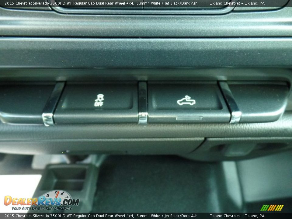 2015 Chevrolet Silverado 3500HD WT Regular Cab Dual Rear Wheel 4x4 Summit White / Jet Black/Dark Ash Photo #33