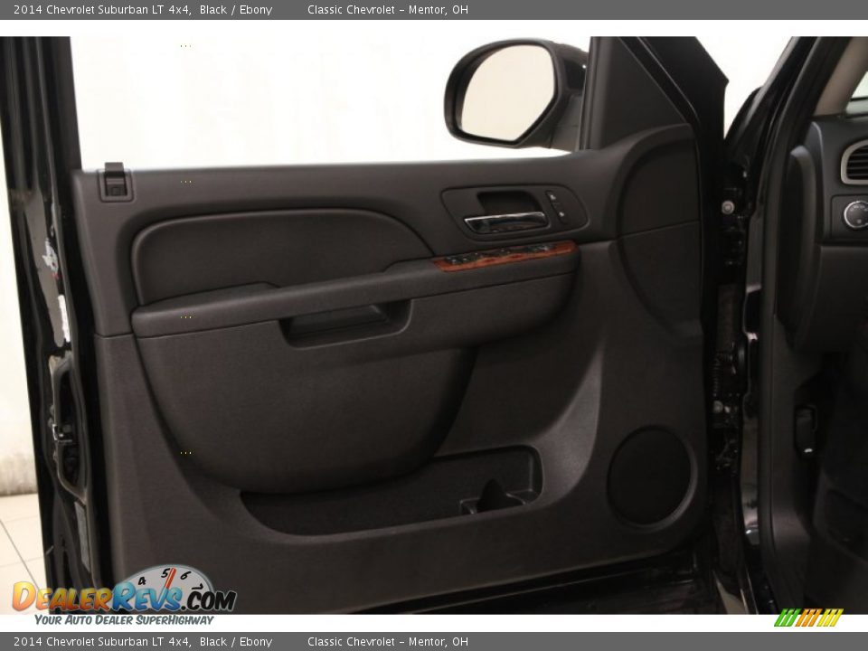 2014 Chevrolet Suburban LT 4x4 Black / Ebony Photo #4
