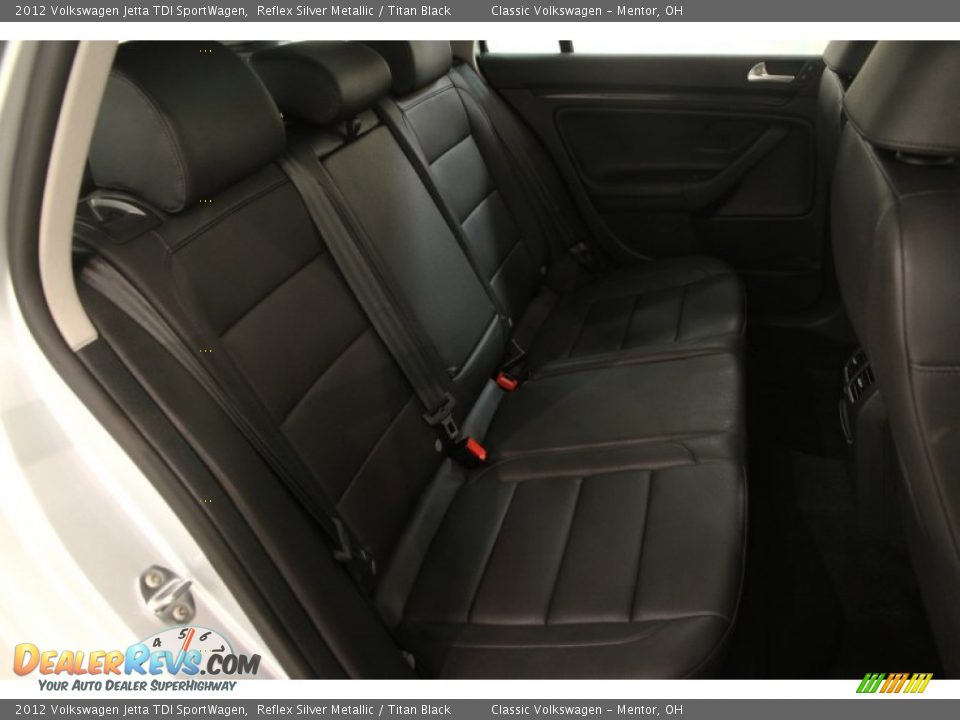 2012 Volkswagen Jetta TDI SportWagen Reflex Silver Metallic / Titan Black Photo #18
