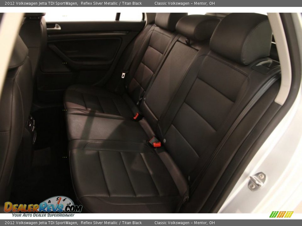 2012 Volkswagen Jetta TDI SportWagen Reflex Silver Metallic / Titan Black Photo #19