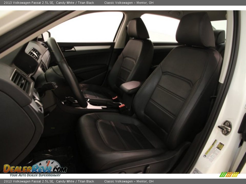 2013 Volkswagen Passat 2.5L SE Candy White / Titan Black Photo #5