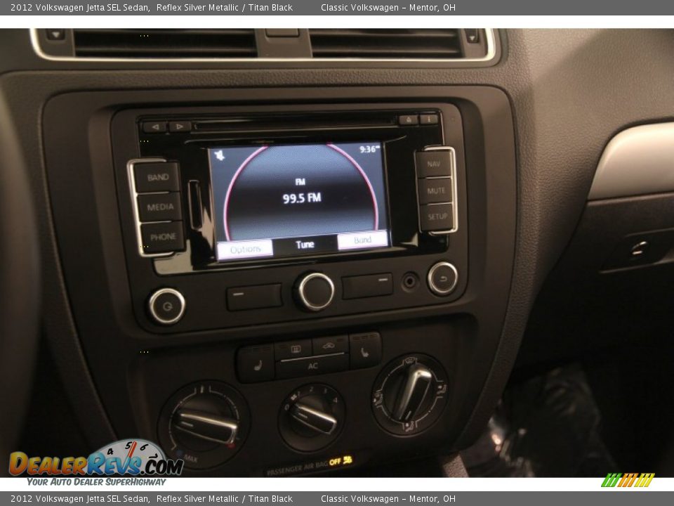 2012 Volkswagen Jetta SEL Sedan Reflex Silver Metallic / Titan Black Photo #8