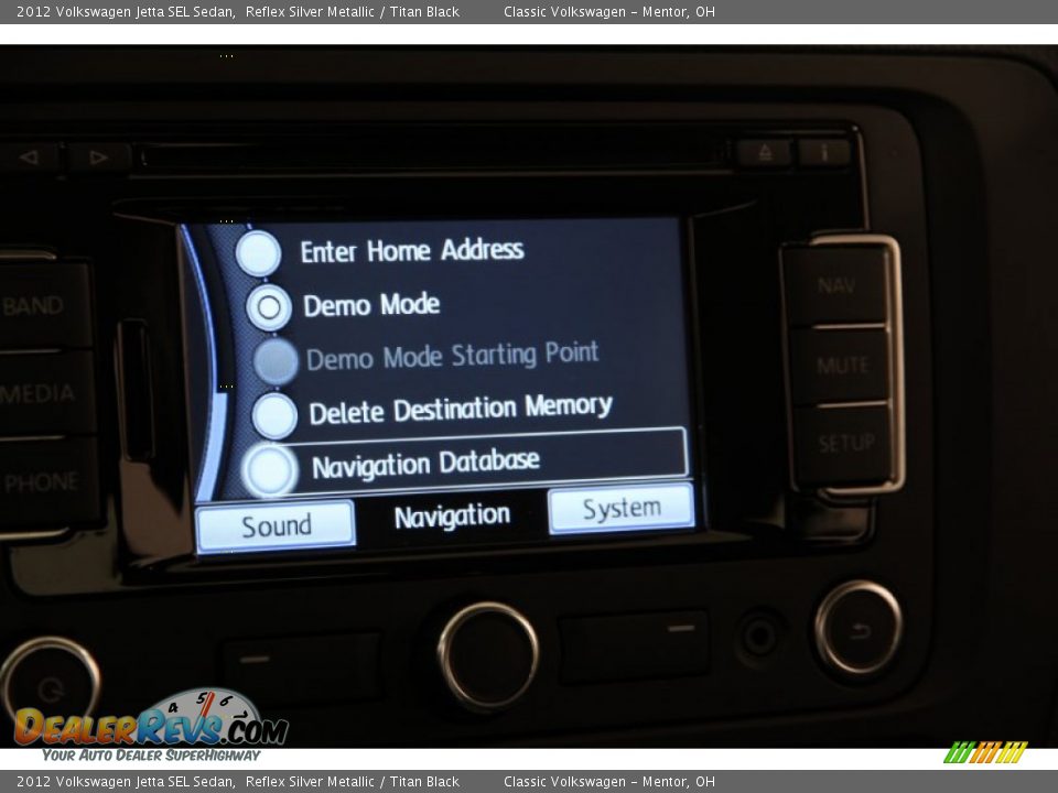 2012 Volkswagen Jetta SEL Sedan Reflex Silver Metallic / Titan Black Photo #15