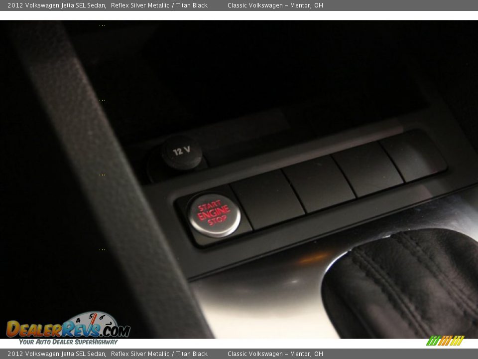 2012 Volkswagen Jetta SEL Sedan Reflex Silver Metallic / Titan Black Photo #17