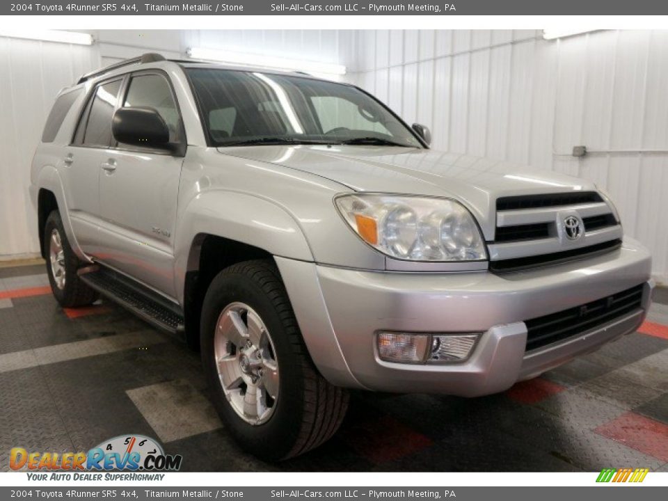 2004 Toyota 4Runner SR5 4x4 Titanium Metallic / Stone Photo #5