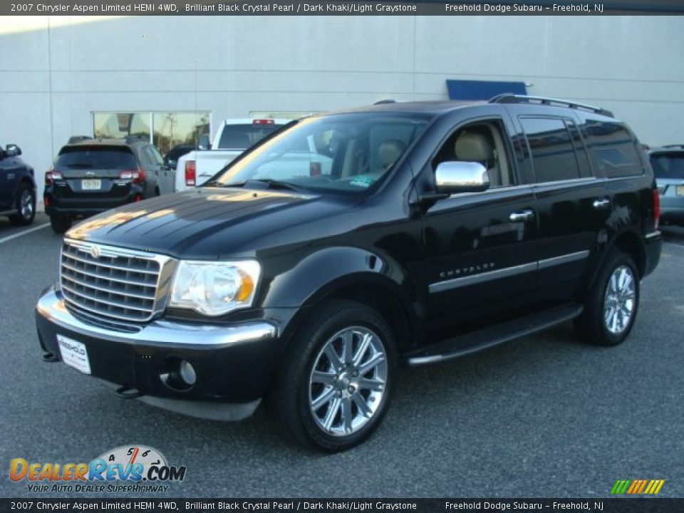 2007 Chrysler Aspen Limited HEMI 4WD Brilliant Black Crystal Pearl / Dark Khaki/Light Graystone Photo #3