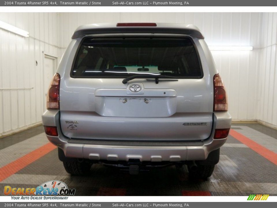 2004 Toyota 4Runner SR5 4x4 Titanium Metallic / Stone Photo #9