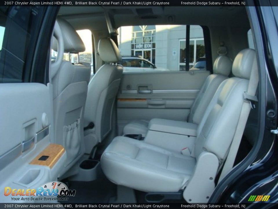 2007 Chrysler Aspen Limited HEMI 4WD Brilliant Black Crystal Pearl / Dark Khaki/Light Graystone Photo #12