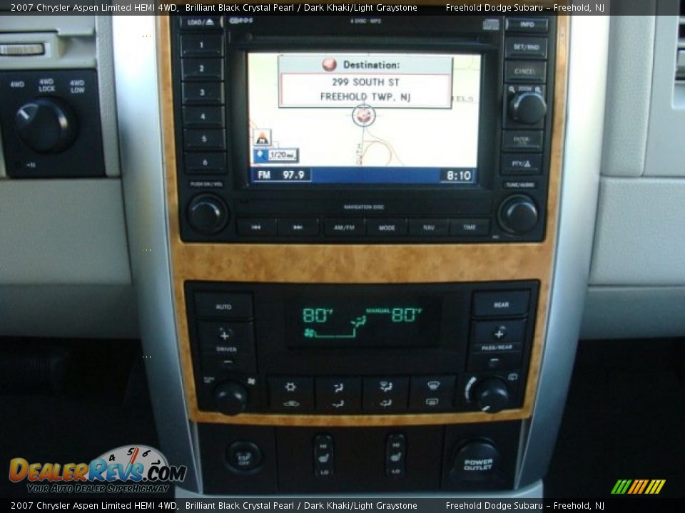 2007 Chrysler Aspen Limited HEMI 4WD Brilliant Black Crystal Pearl / Dark Khaki/Light Graystone Photo #24