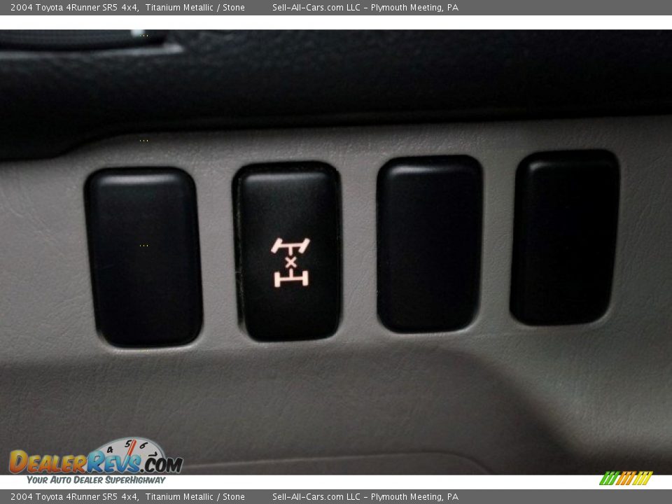 2004 Toyota 4Runner SR5 4x4 Titanium Metallic / Stone Photo #26