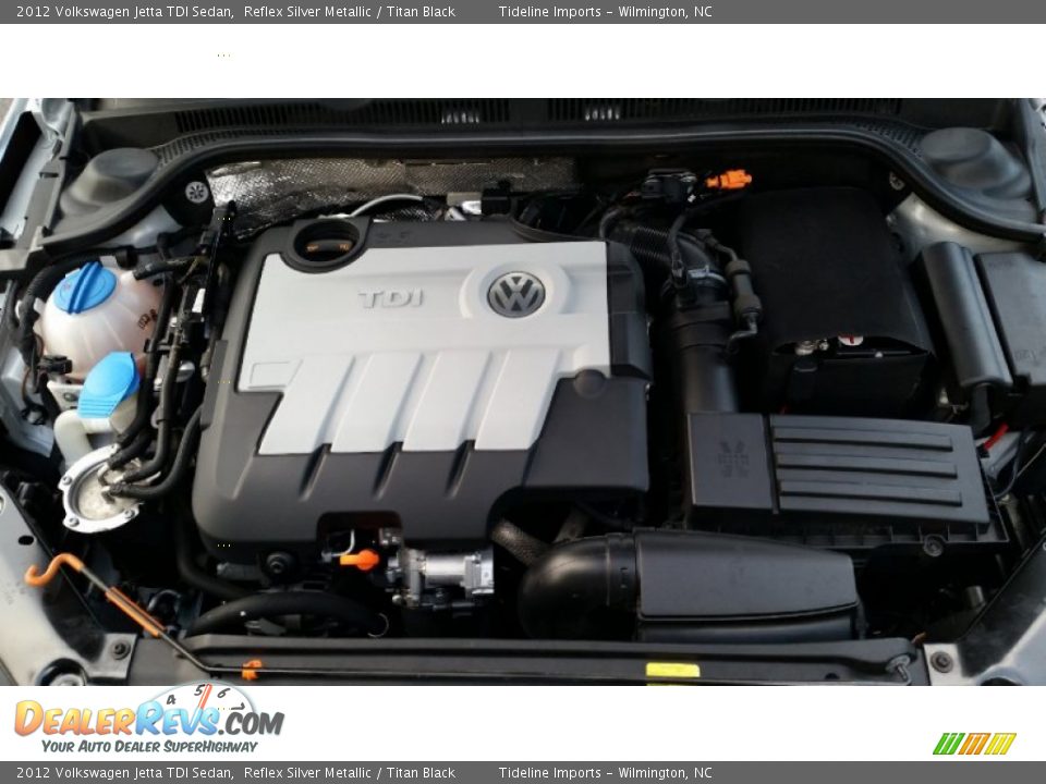 2012 Volkswagen Jetta TDI Sedan Reflex Silver Metallic / Titan Black Photo #19