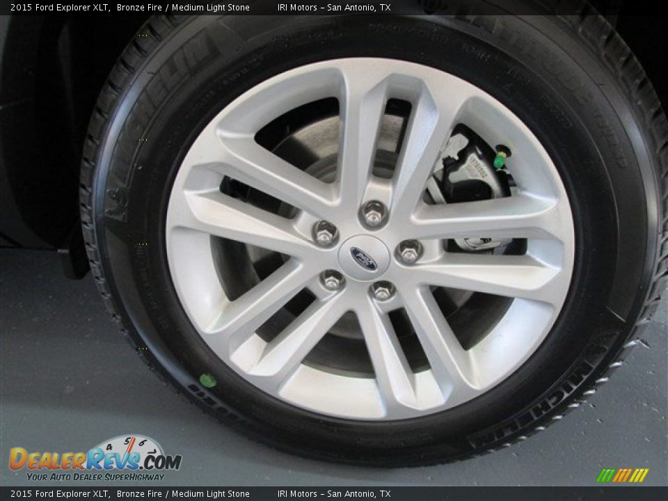 2015 Ford Explorer XLT Bronze Fire / Medium Light Stone Photo #4