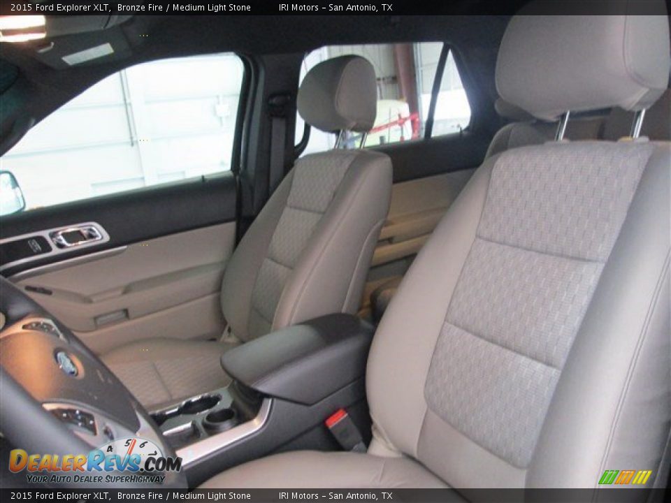 2015 Ford Explorer XLT Bronze Fire / Medium Light Stone Photo #10