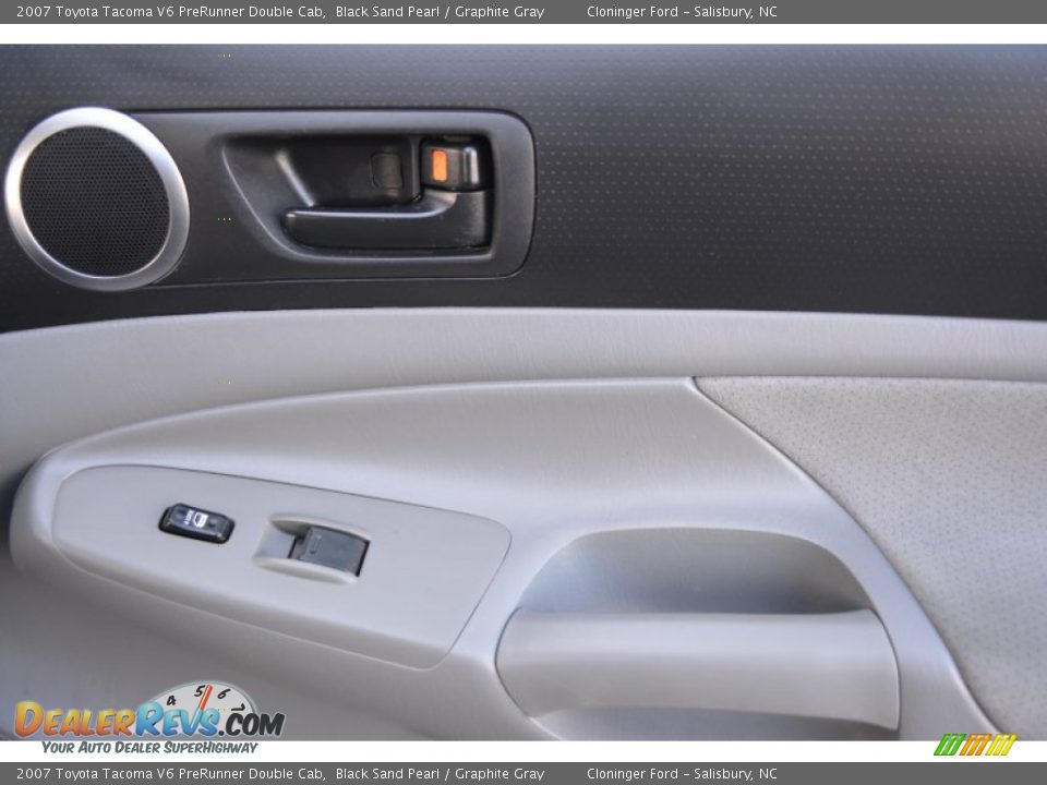 2007 Toyota Tacoma V6 PreRunner Double Cab Black Sand Pearl / Graphite Gray Photo #13