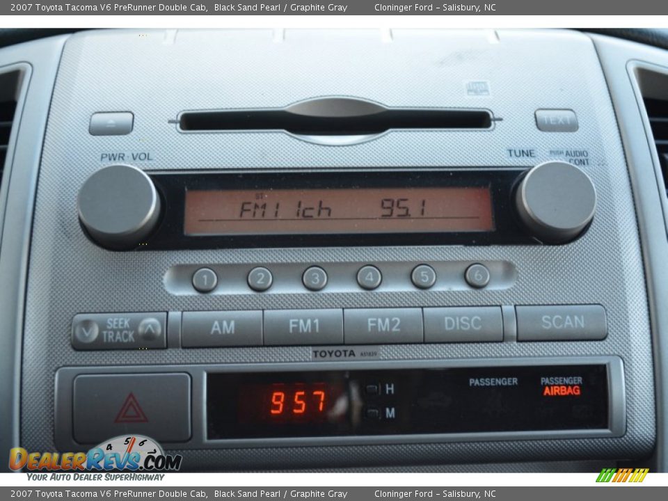 2007 Toyota Tacoma V6 PreRunner Double Cab Black Sand Pearl / Graphite Gray Photo #20