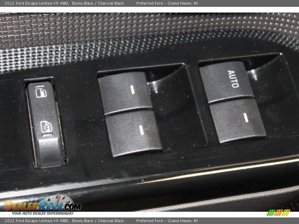 2012 Ford Escape Limited V6 4WD Ebony Black / Charcoal Black Photo #28