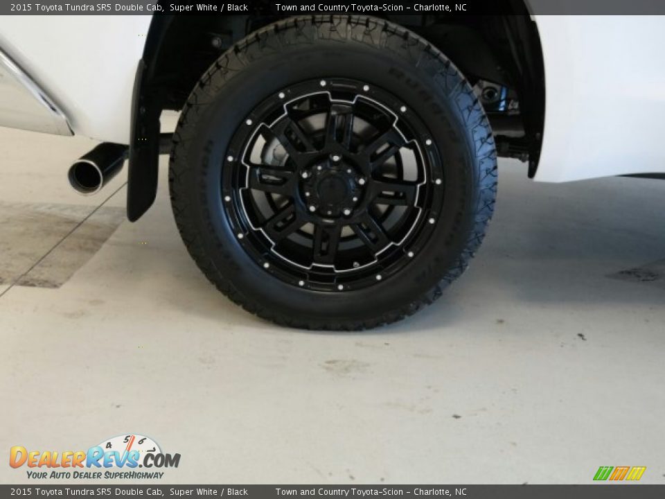 2015 Toyota Tundra SR5 Double Cab Super White / Black Photo #2