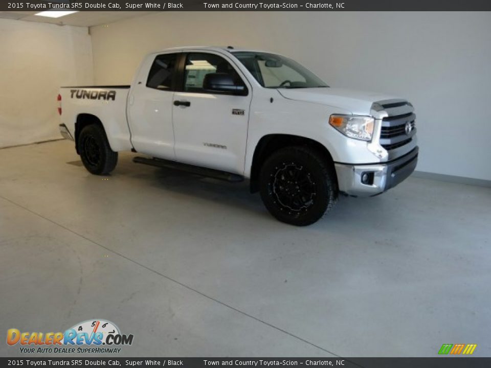 2015 Toyota Tundra SR5 Double Cab Super White / Black Photo #4