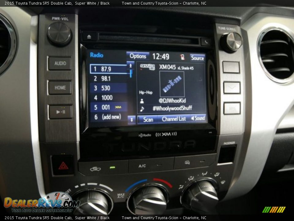 2015 Toyota Tundra SR5 Double Cab Super White / Black Photo #16