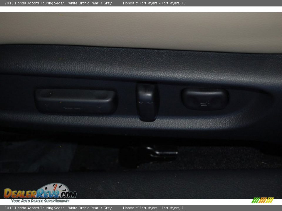 2013 Honda Accord Touring Sedan White Orchid Pearl / Gray Photo #16