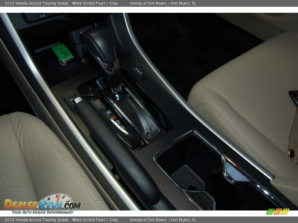 2013 Honda Accord Touring Sedan White Orchid Pearl / Gray Photo #19