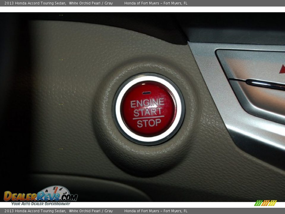 2013 Honda Accord Touring Sedan White Orchid Pearl / Gray Photo #26