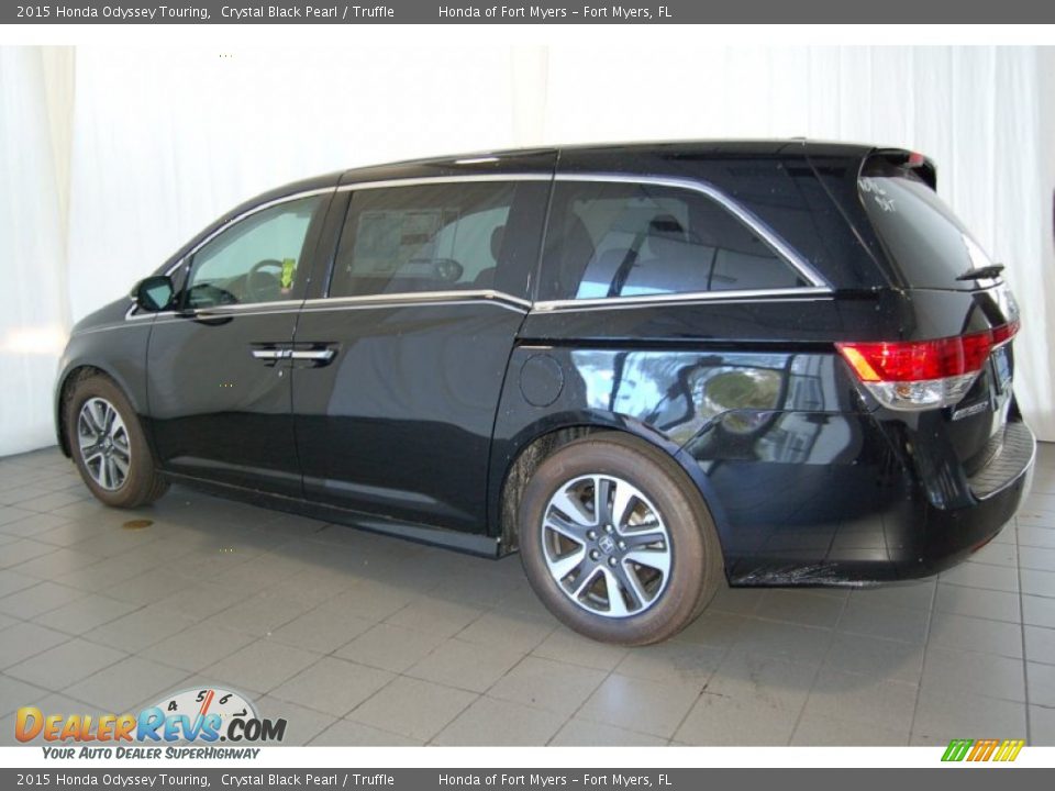 2015 Honda Odyssey Touring Crystal Black Pearl / Truffle Photo #10