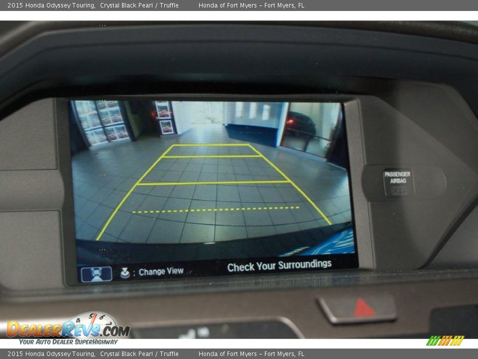 2015 Honda Odyssey Touring Crystal Black Pearl / Truffle Photo #18
