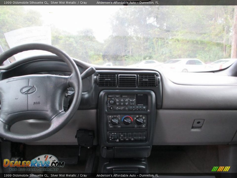 1999 Oldsmobile Silhouette GL Silver Mist Metallic / Gray Photo #12
