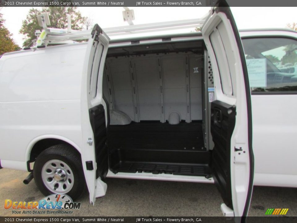 2013 Chevrolet Express 1500 Cargo Van Summit White / Neutral Photo #13
