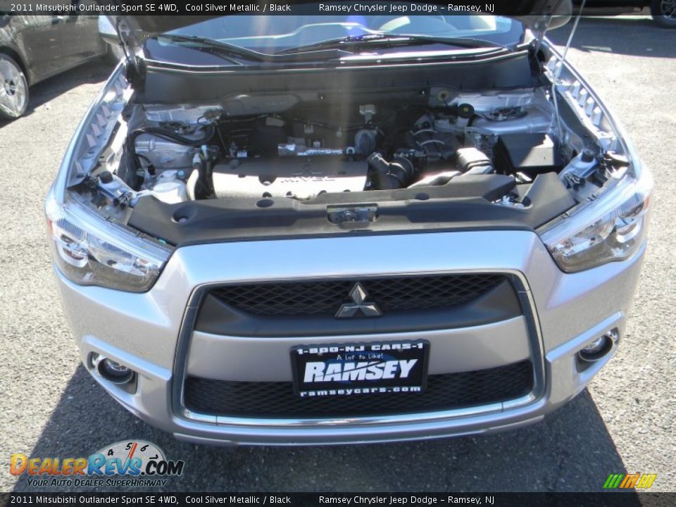 2011 Mitsubishi Outlander Sport SE 4WD Cool Silver Metallic / Black Photo #3