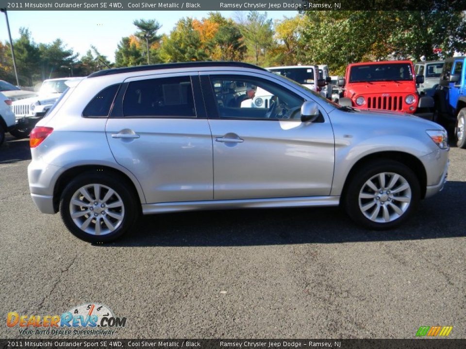 2011 Mitsubishi Outlander Sport SE 4WD Cool Silver Metallic / Black Photo #5