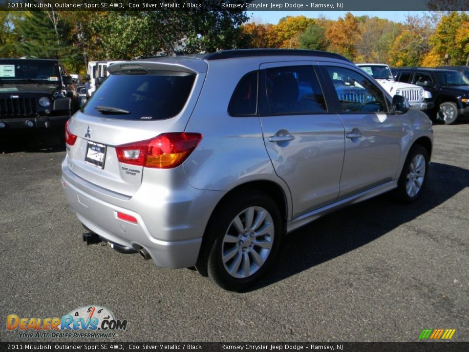 2011 Mitsubishi Outlander Sport SE 4WD Cool Silver Metallic / Black Photo #6