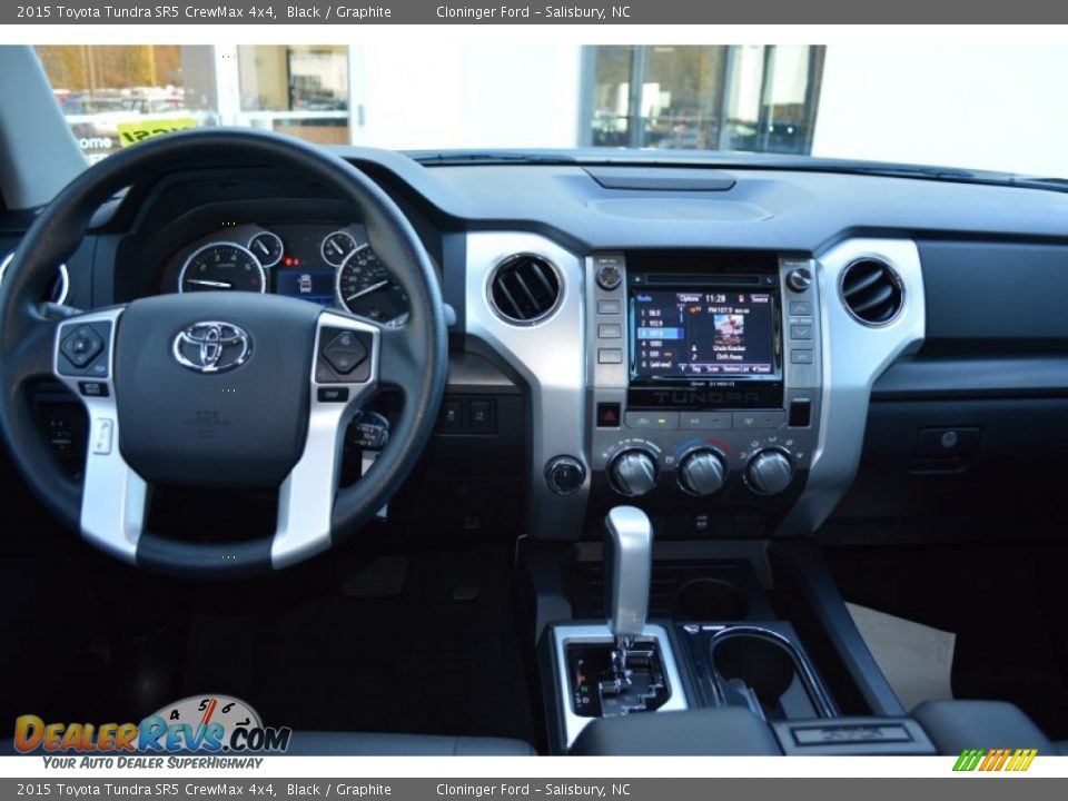 Dashboard of 2015 Toyota Tundra SR5 CrewMax 4x4 Photo #8