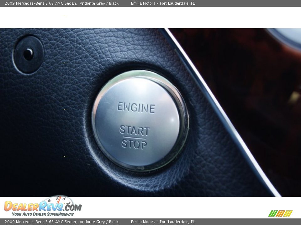 Controls of 2009 Mercedes-Benz S 63 AMG Sedan Photo #59
