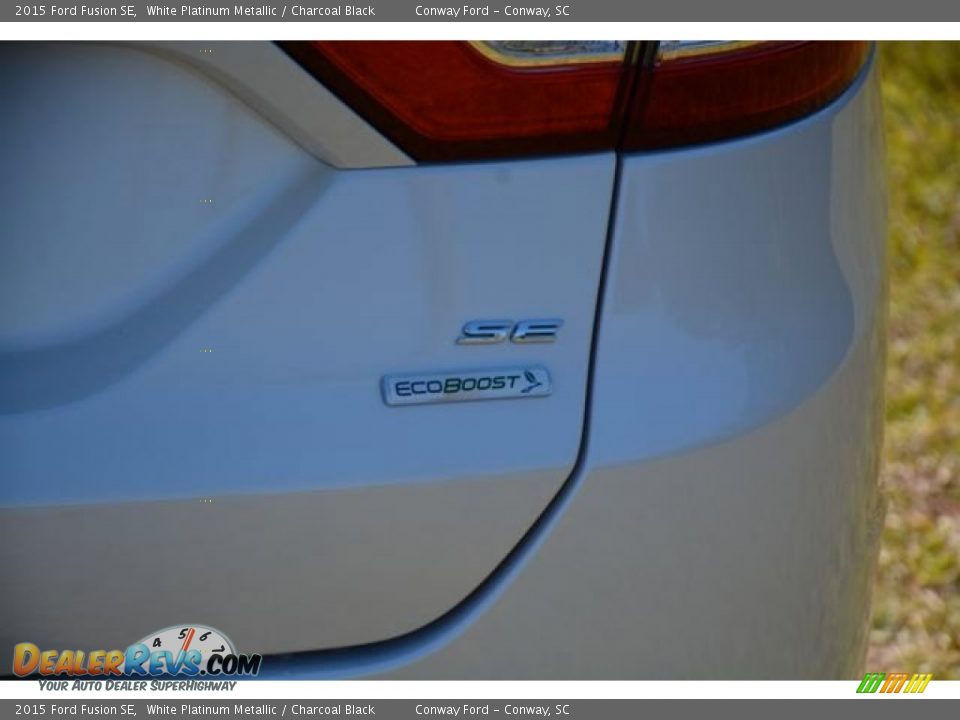 2015 Ford Fusion SE White Platinum Metallic / Charcoal Black Photo #7