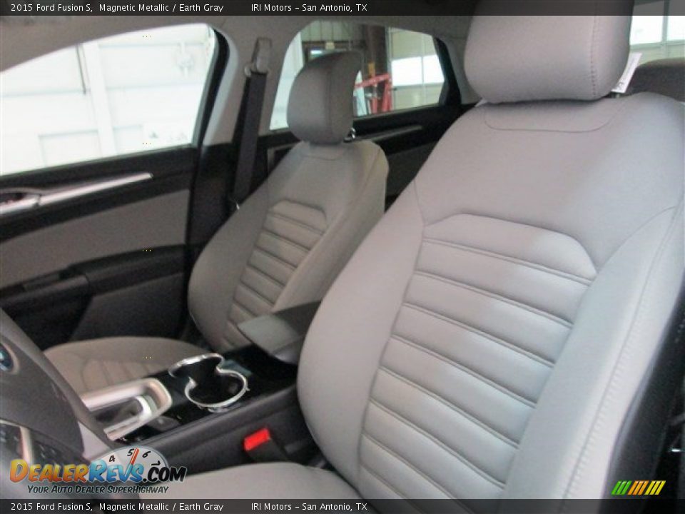 2015 Ford Fusion S Magnetic Metallic / Earth Gray Photo #8