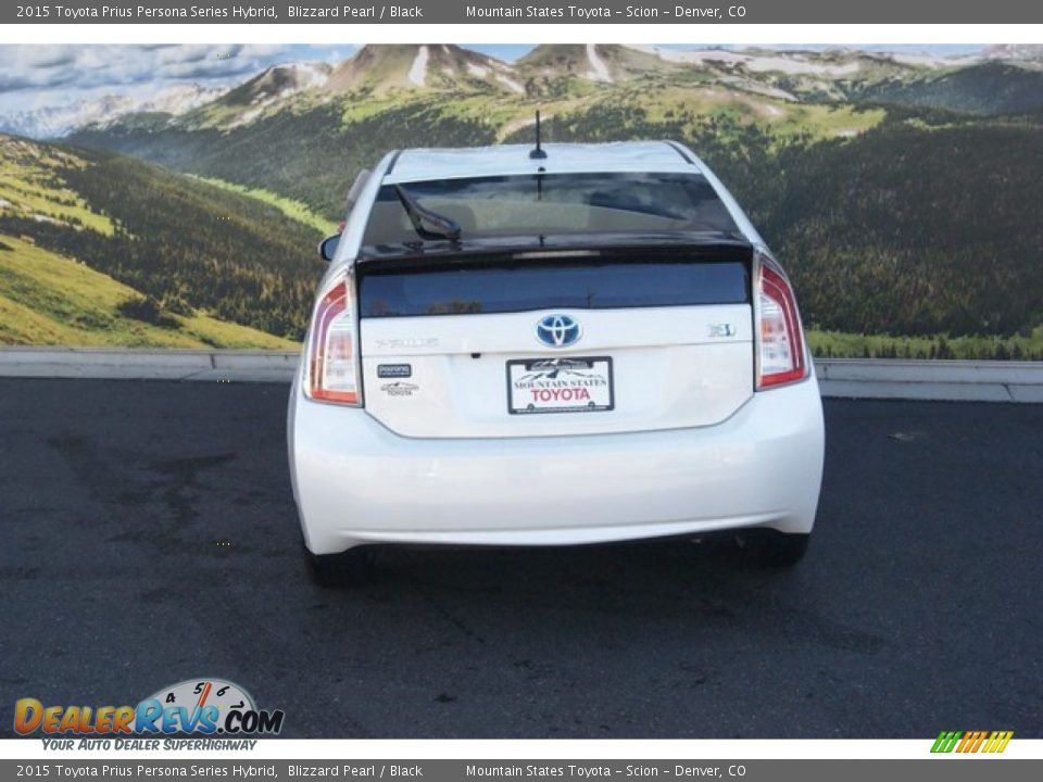 2015 Toyota Prius Persona Series Hybrid Blizzard Pearl / Black Photo #4