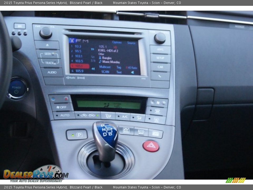 2015 Toyota Prius Persona Series Hybrid Blizzard Pearl / Black Photo #6