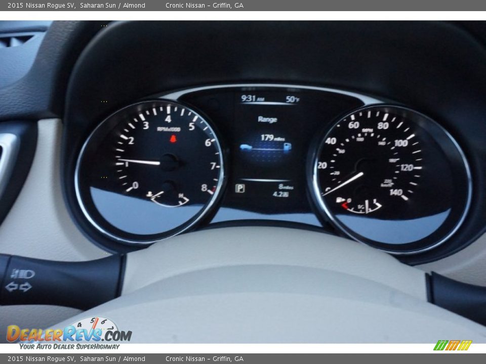 2015 Nissan Rogue SV Saharan Sun / Almond Photo #15