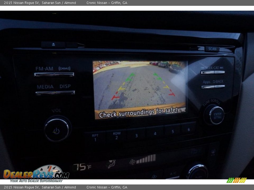 2015 Nissan Rogue SV Saharan Sun / Almond Photo #16